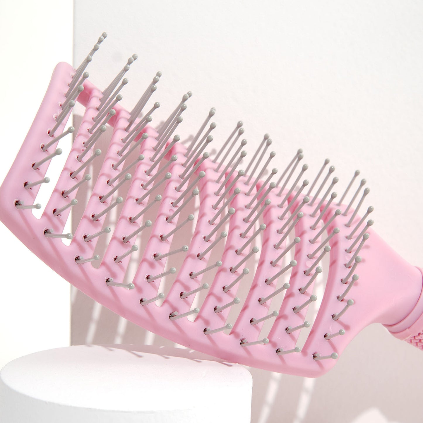 52 56 126 Brushworks Blow Dry Paddle Brush OOP (4).jpg