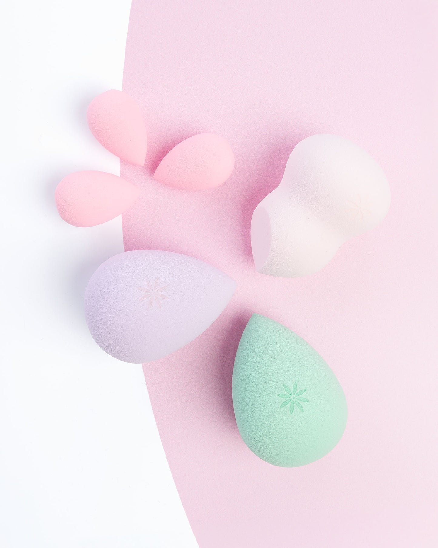 52 56 038 Brushworks Ultimate Complexion Sponge Set OOP(1).jpg