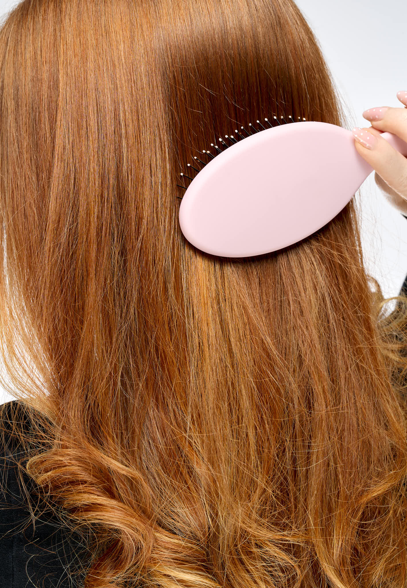 52 56 051 Brushworks Oval Detangling Brush - Pink MS (1).jpg