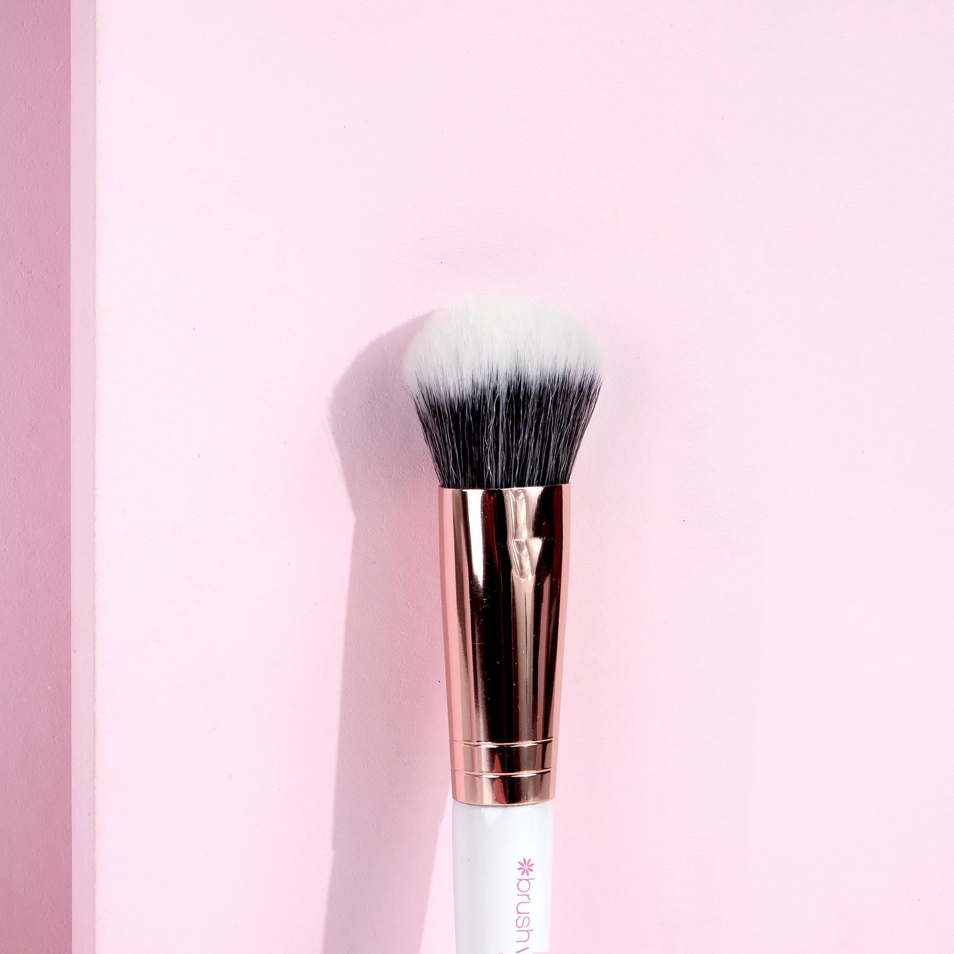 52 56 098 Brushworks White & Gold Multi Tasking Brush OOP (2).jpg