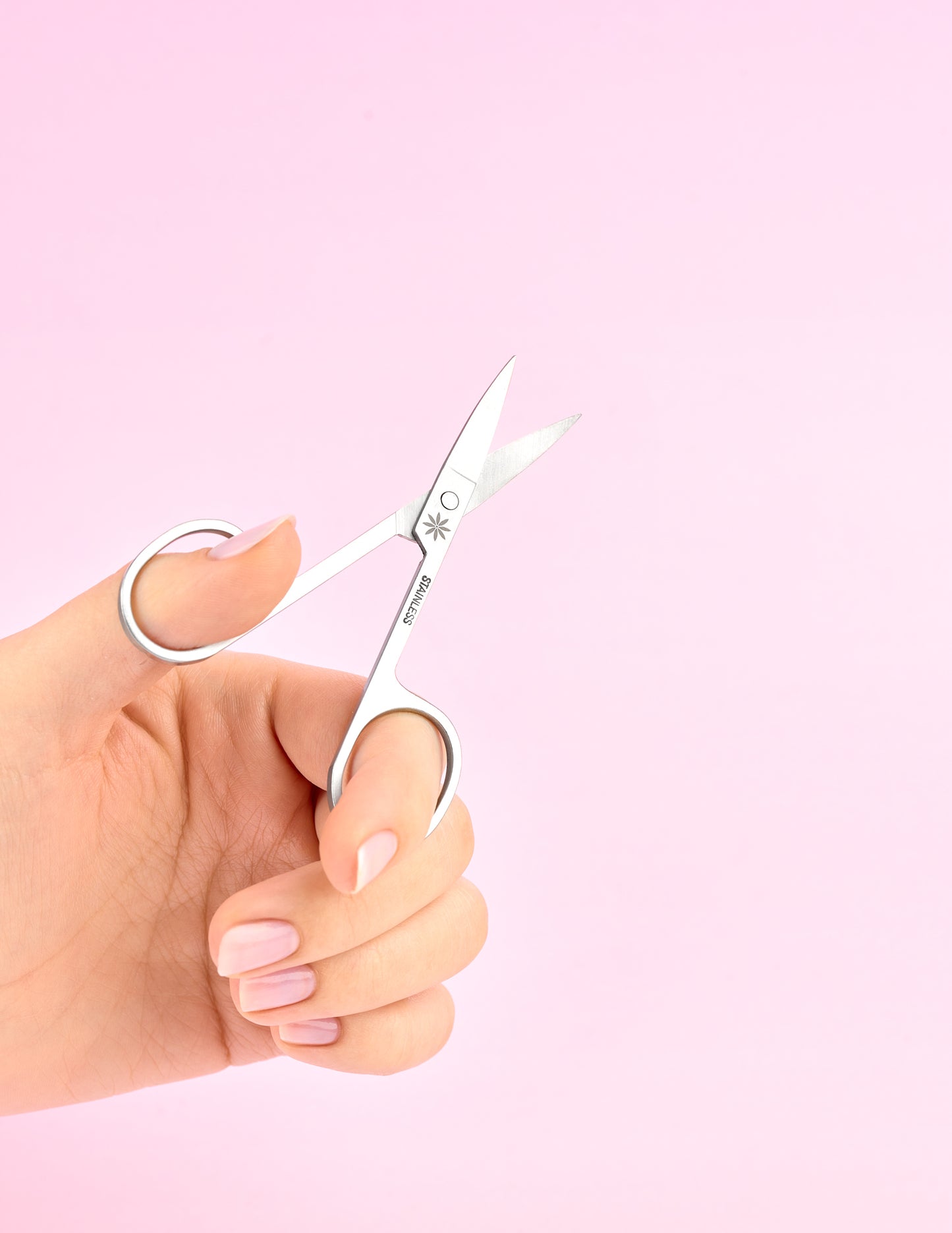 52 56 270 Brushworks Nail Scissors OOP (3).jpg