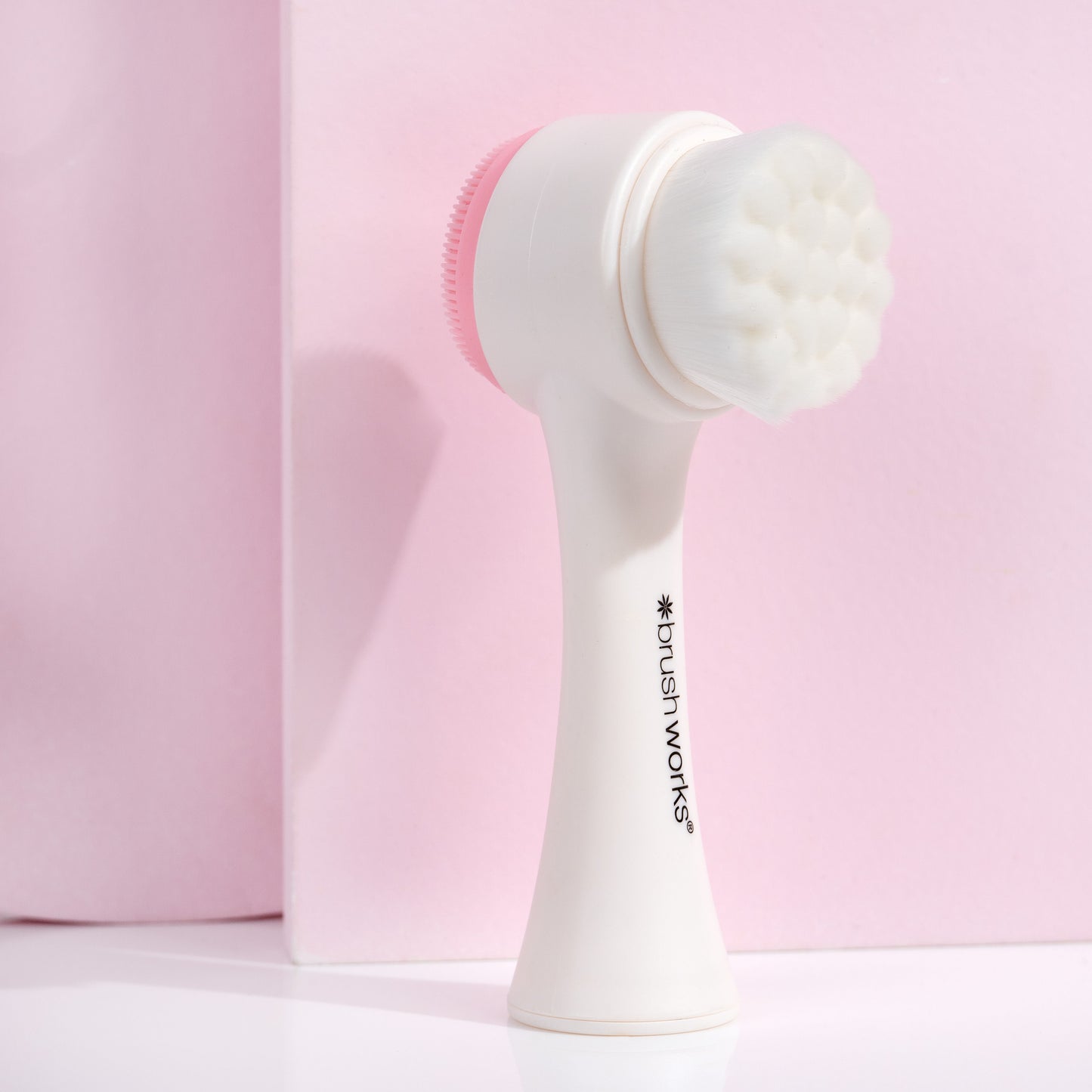 52 56 298 Brushworks Facial Cleansing Brush OOP (1).jpg