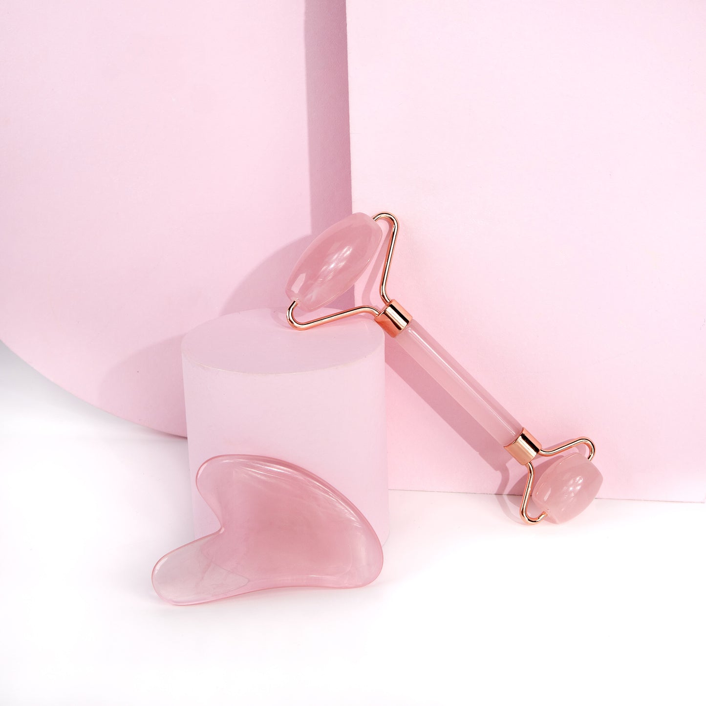 52 56 353 Brushworks Rose Resin Roller & Gua Sha OOP (1).jpg