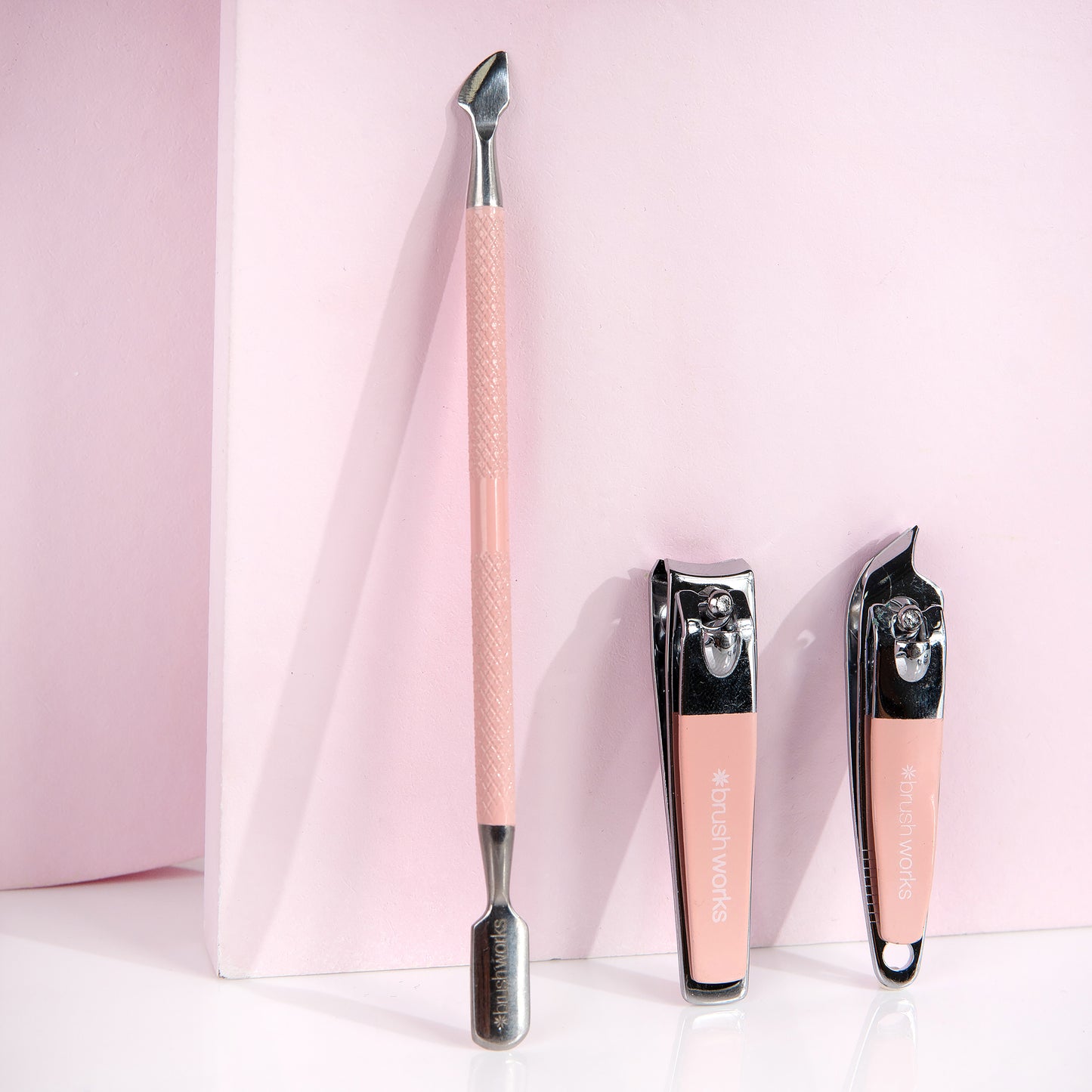 52 56 358 Brushworks Manicure Set OOP (1).jpg