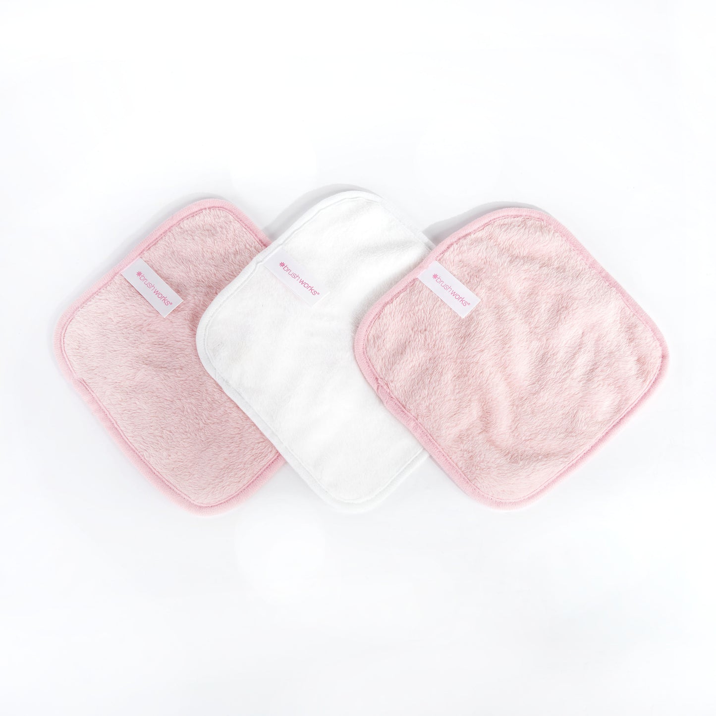 52 56 364 Brushworks Makeup Remover Cloths - 3 Pack OOP (2).jpg