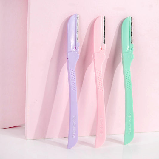 52 56 382 Brushworks Eyebrow Razors - Pastel OOP (1).jpg