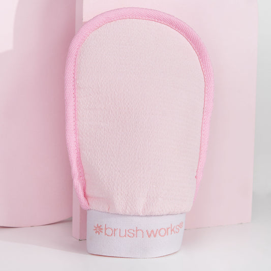 52 56 402 Brushworks Tan Removal Mitt OOP (1).jpg
