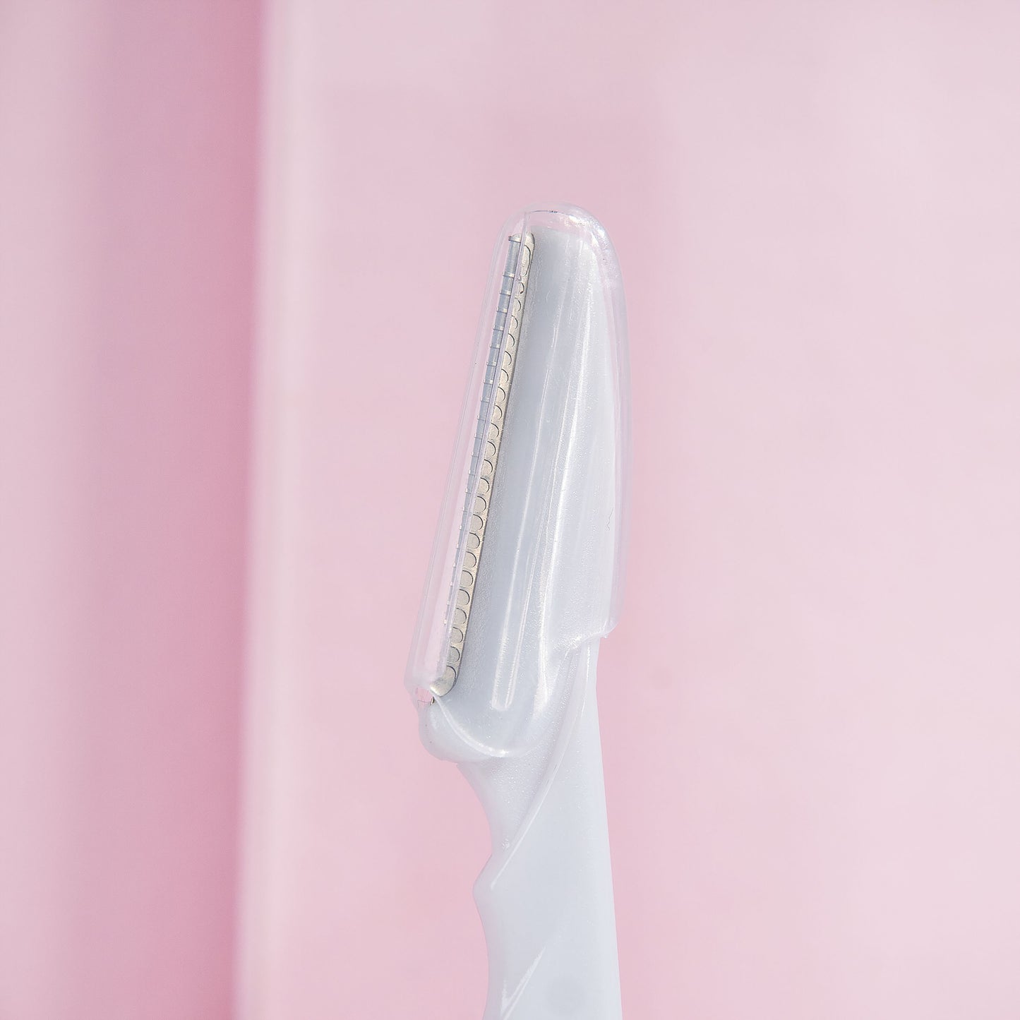 52 56 408 Brushworks Angled Dermaplaners OOP (3).jpg