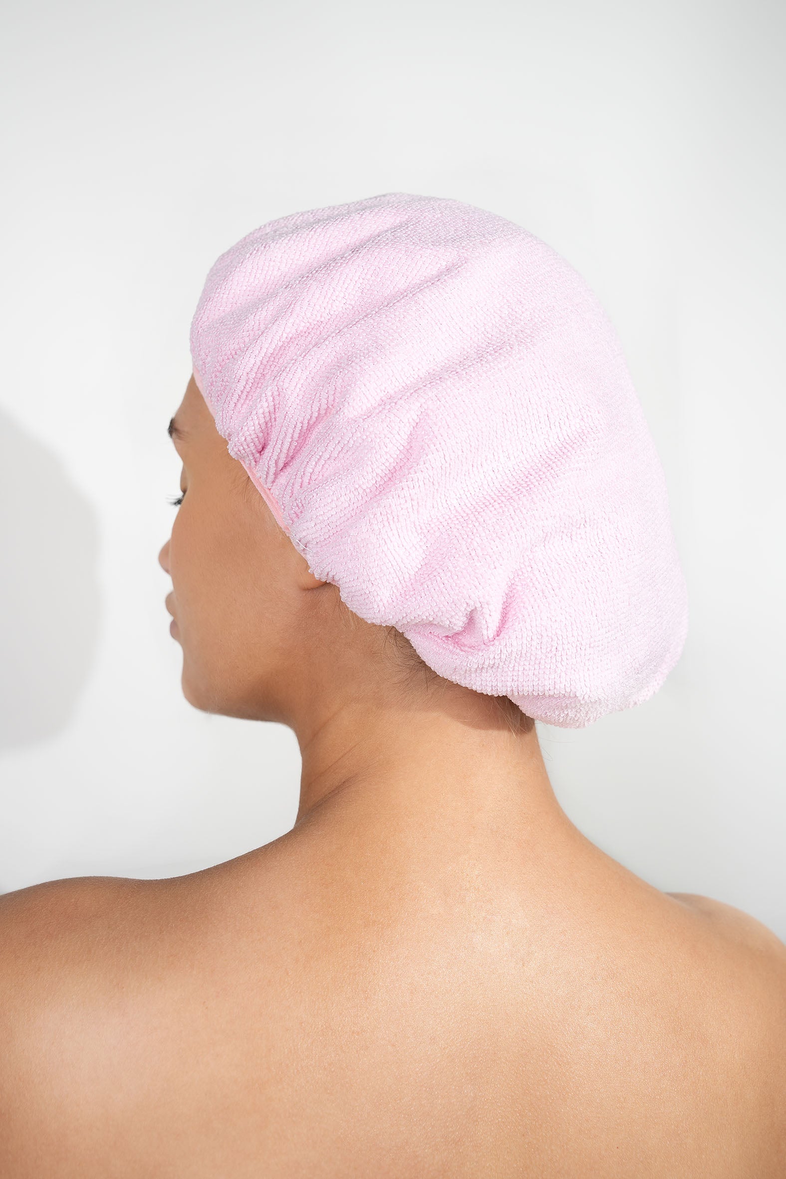 52 56 423 Brushworks Reversible Shower Cap - Leopards MS (2).jpg