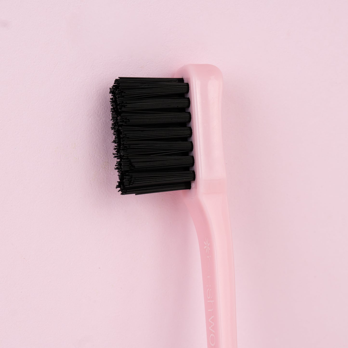 52 56 436 Brushworks Edge Brush & Comb OOP (2).jpg