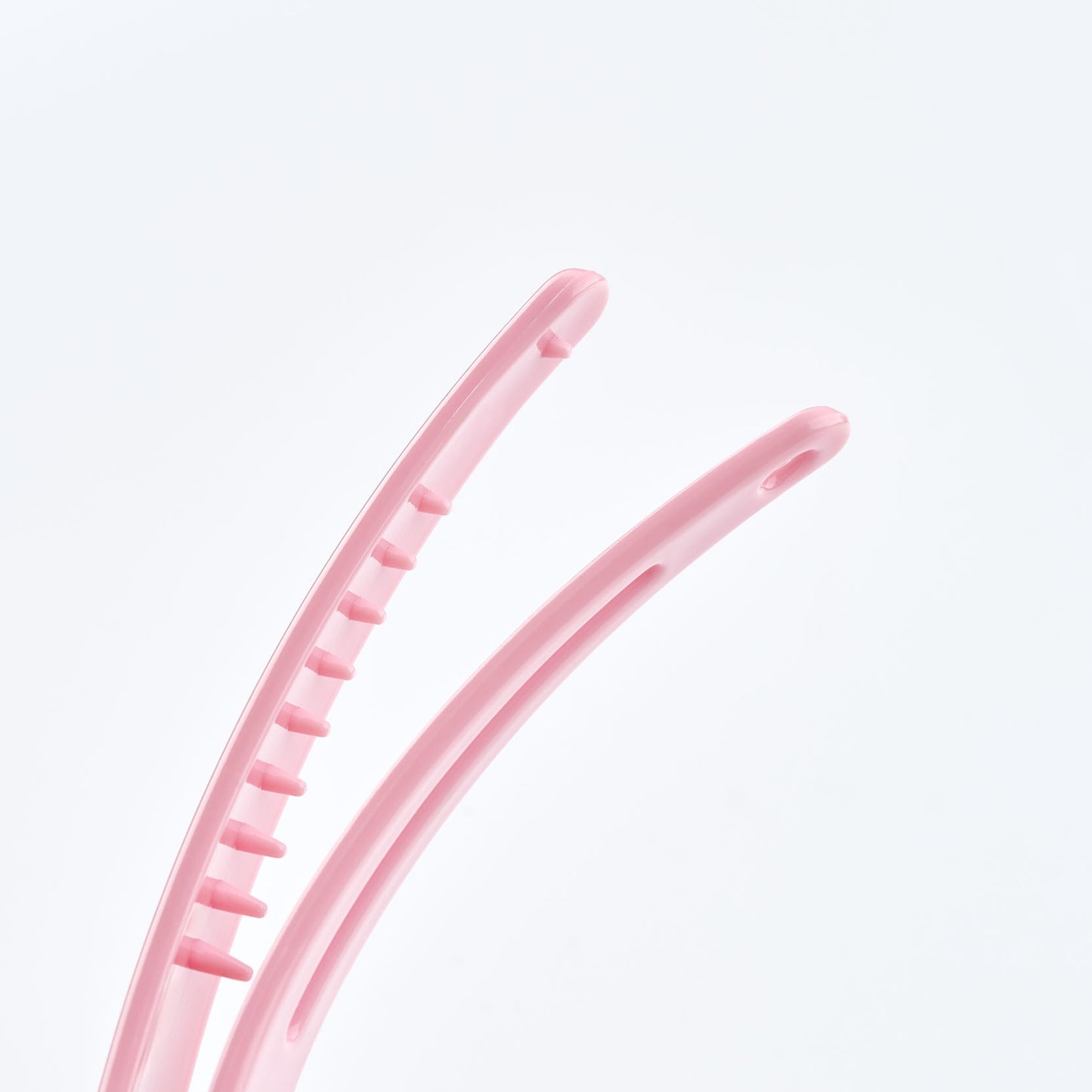 52 56 438 Brushworks Sectioning Clips OOP (3).jpg
