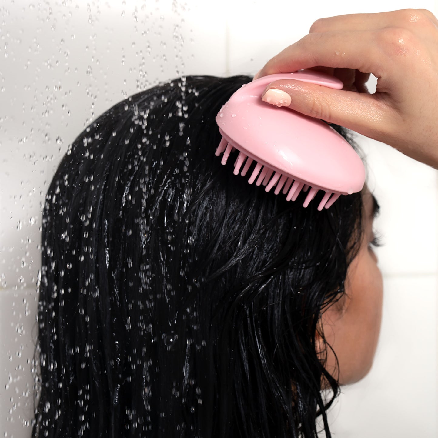 52 56 440 Brushworks Scalp Massaging Brush MS (1).jpg