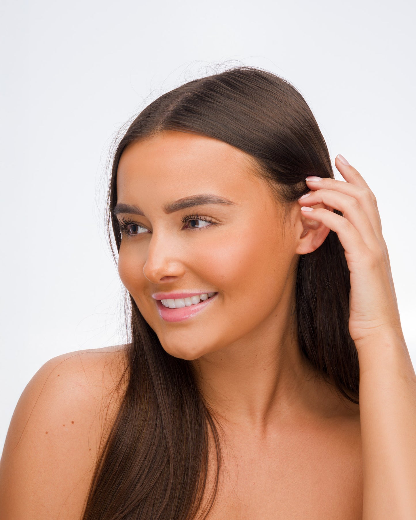 52 56 450 Brushworks Gradual Tanning Face Mist Dark MS (After).jpg