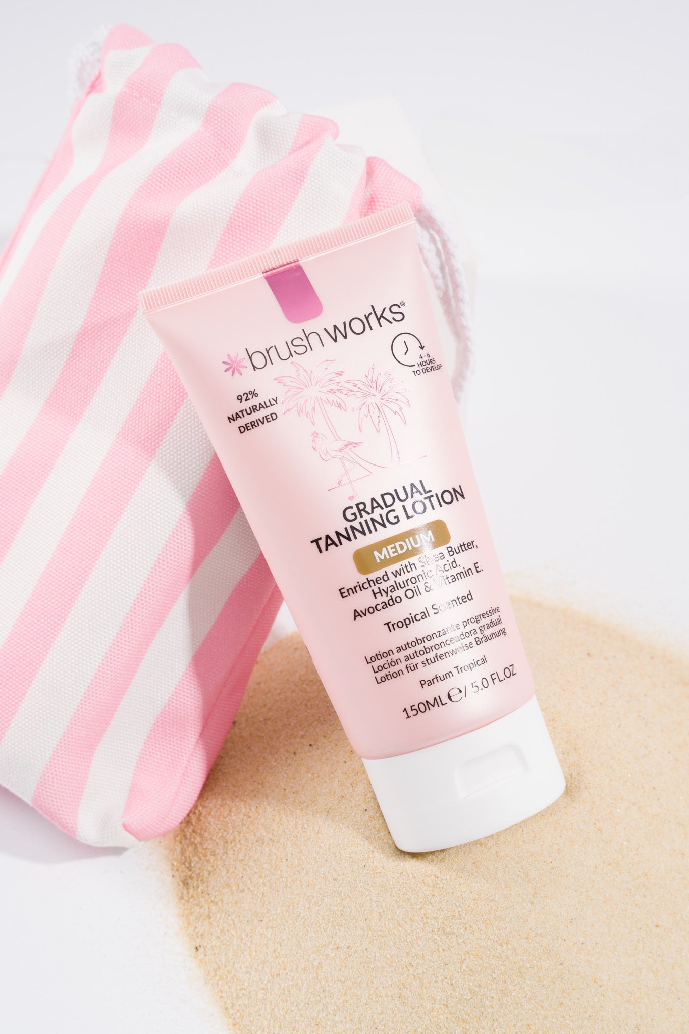 52 56 452 Gradual Tanning Lotion Medium - 150ml OOP (1).jpg
