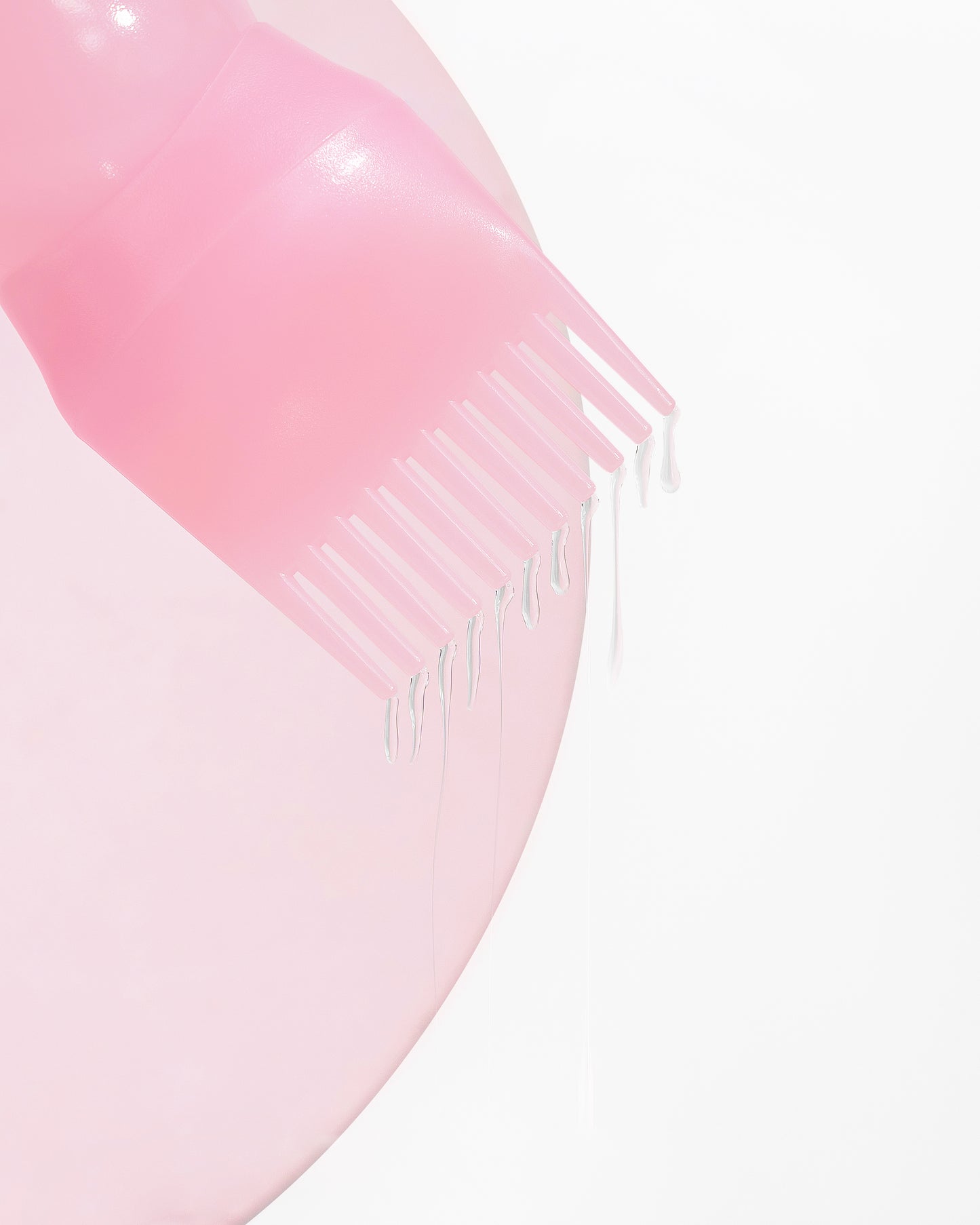 52 56 459 Brushworks Hair Oil Applicator OOP (1).jpg