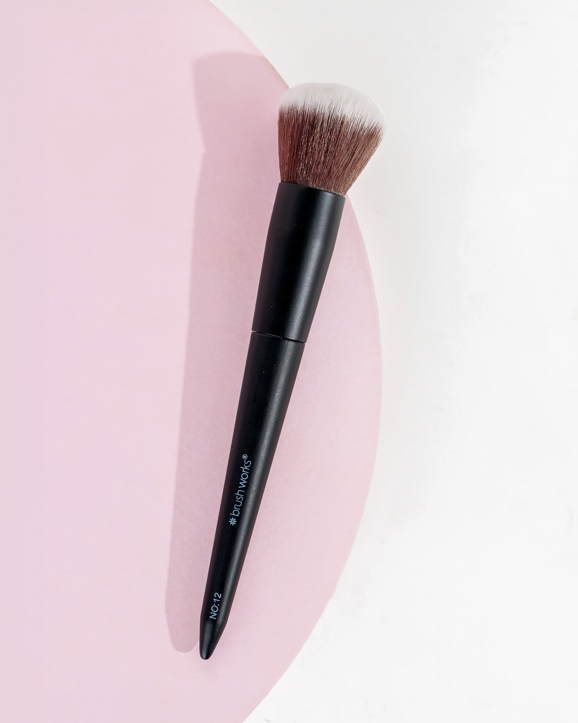 52 56 469 Brushworks No. 12 Blush Brush OOP (2).jpg