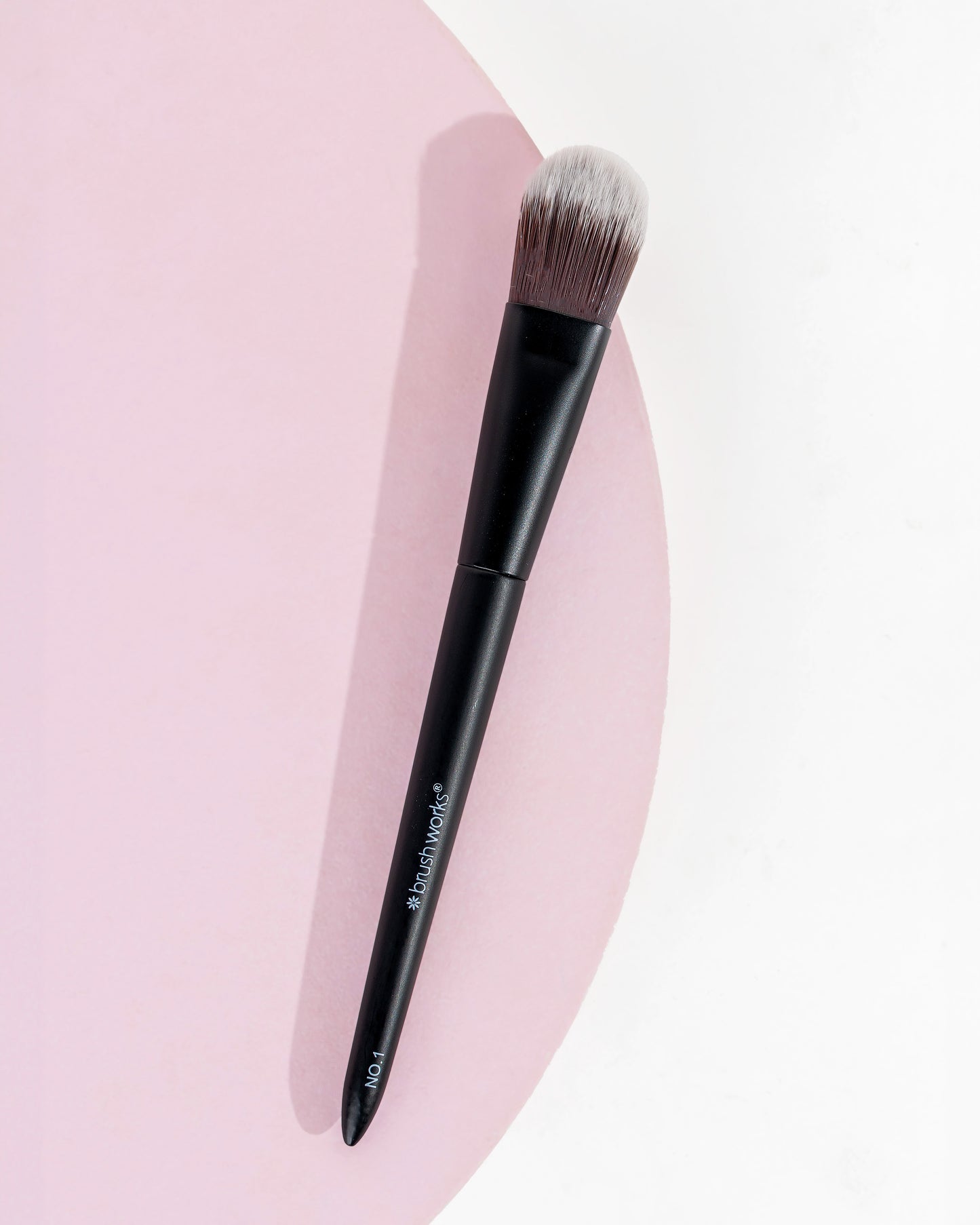 52 56 470 Brushworks No. 1 Foundation Brush OOP (2).jpg