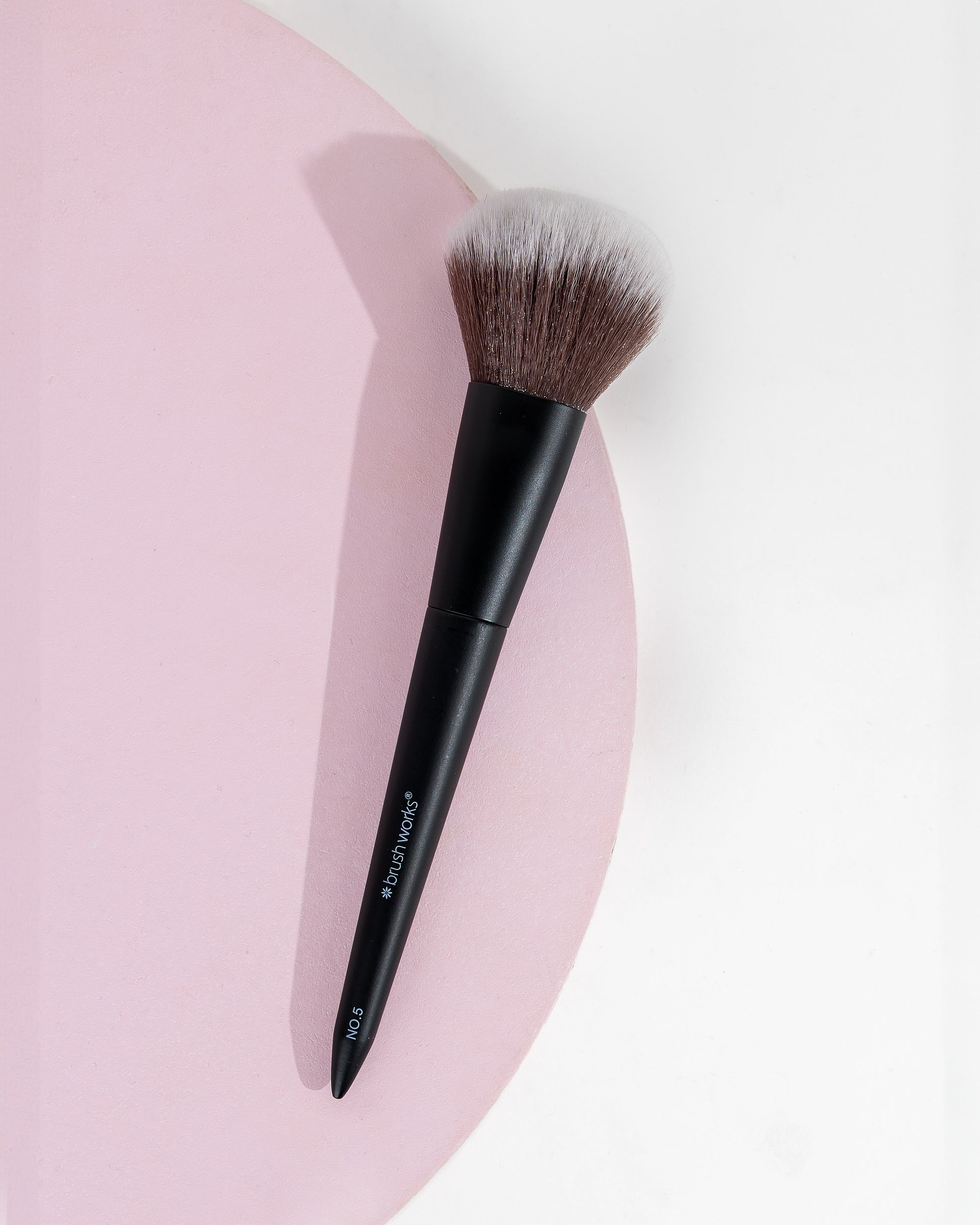 52 56 473 Brushworks No. 5 Powder Brush OOP (2).jpg