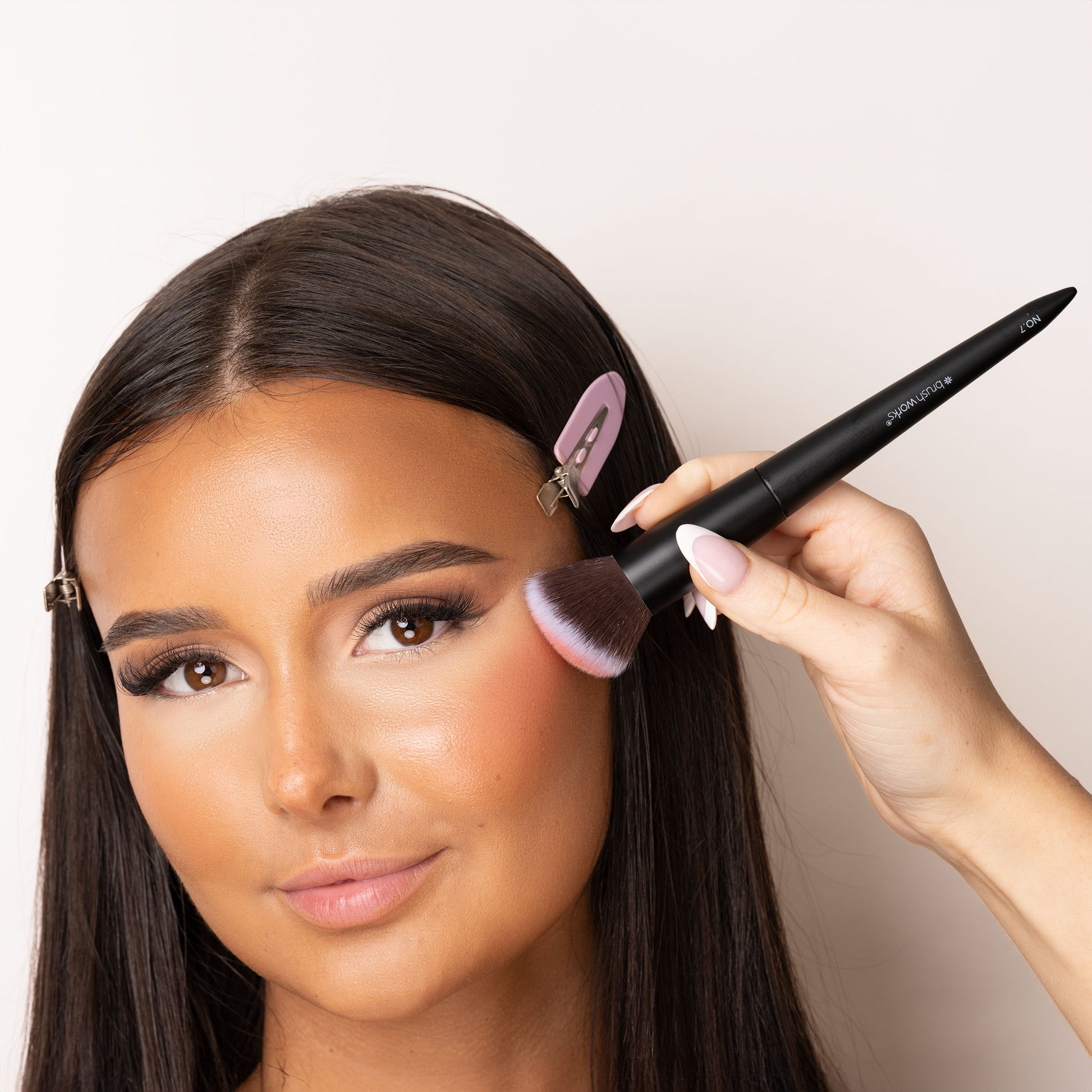 52 56 474 Brushworks No. 7 Angled Blush Brush MS (1).jpg