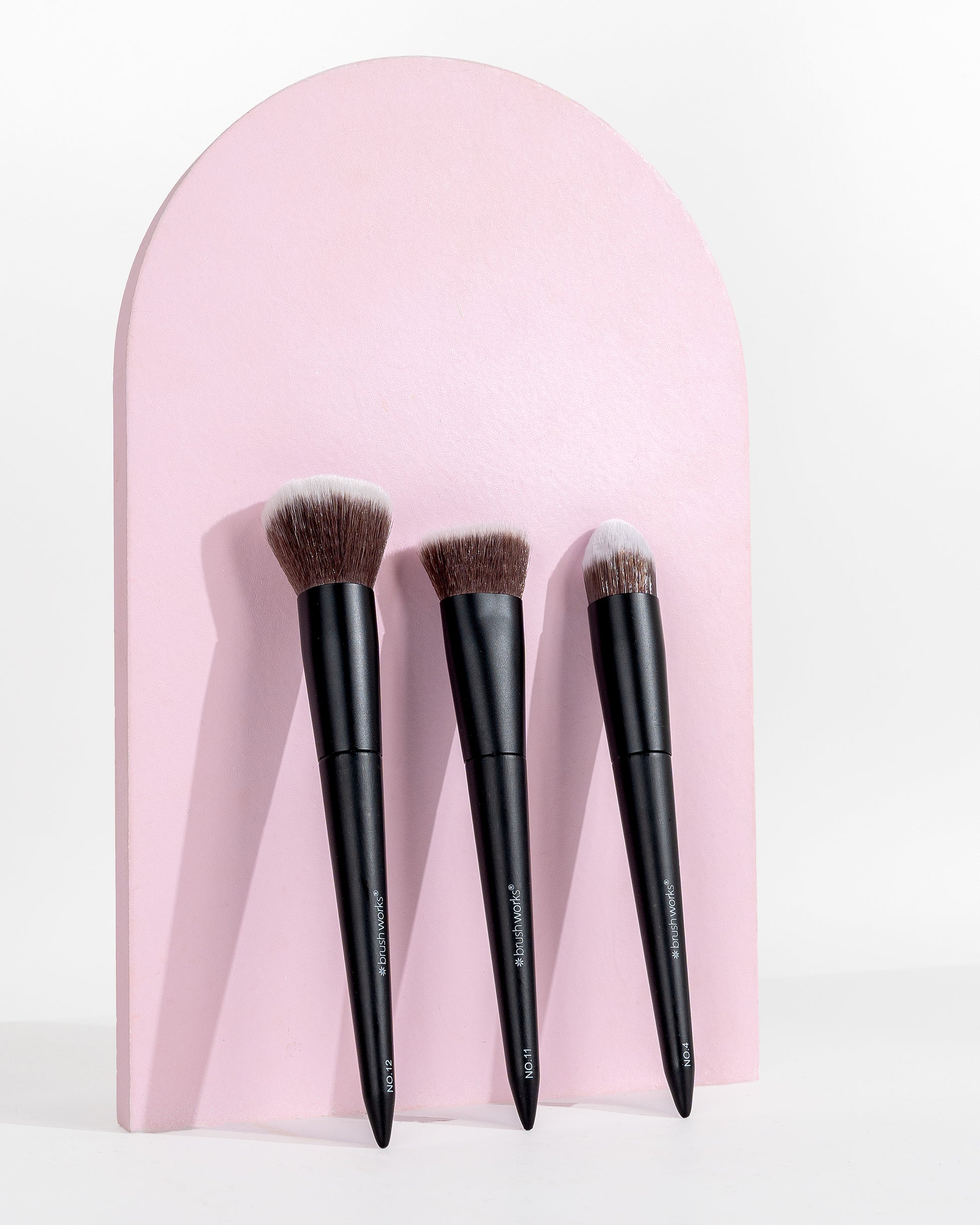 52 56 479 Brushworks Cream Contour and Blush Set OOP (2).jpg