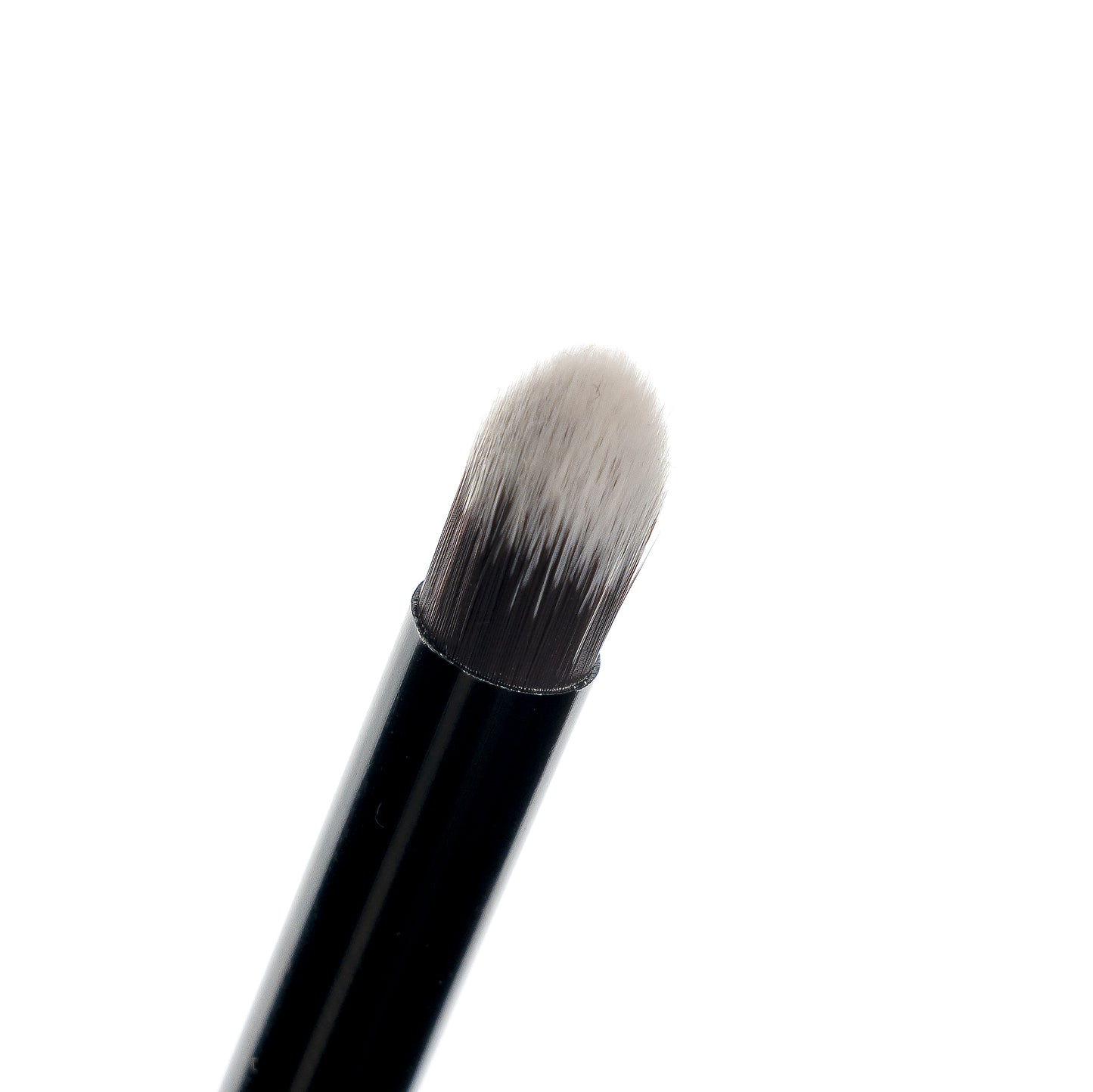 52 56 486 Brushworks No. 20 Smudge Brush OOP (1).jpg