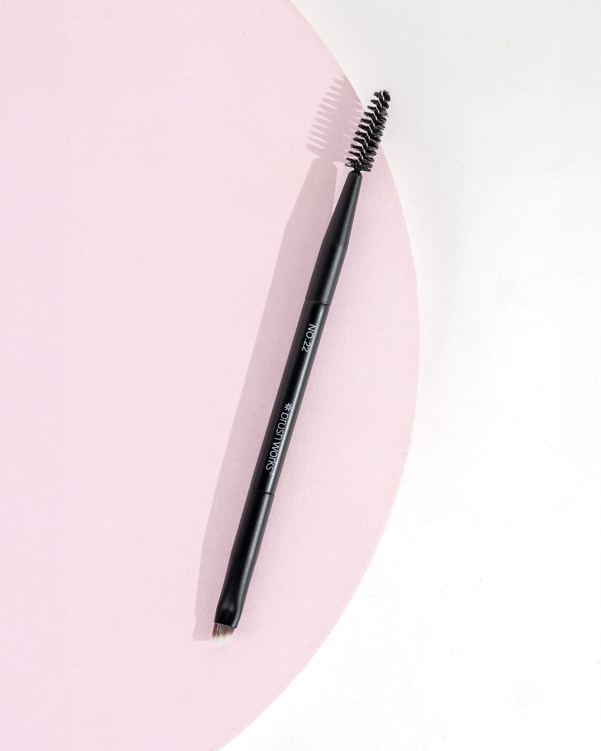 52 56 487 Brushworks No. 22 Double Ended Brow Brush and Spoolie OOP (1).jpg