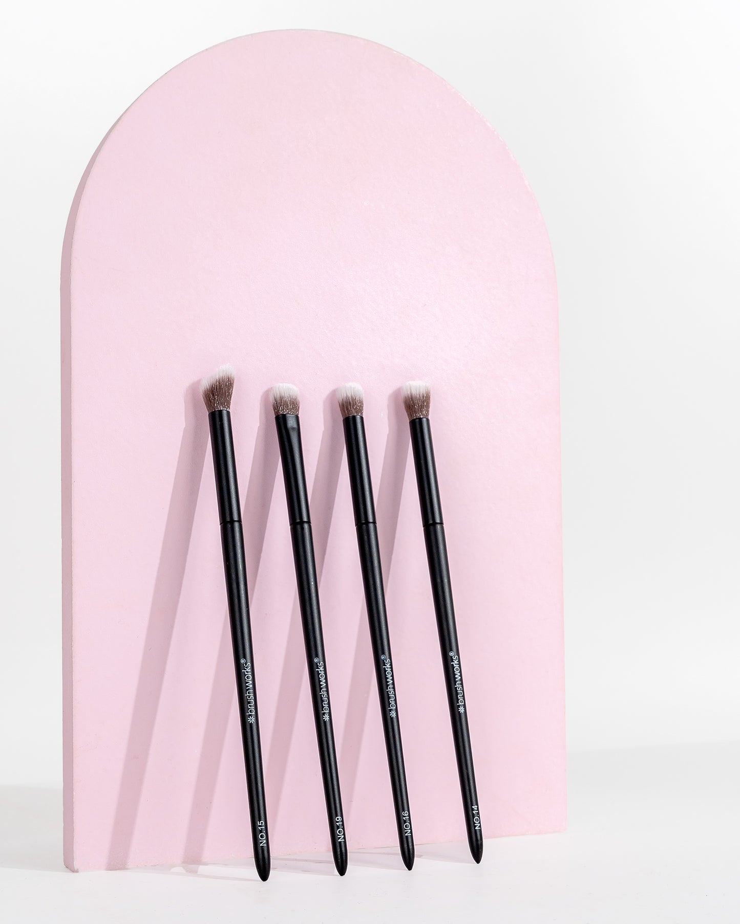 52 56 490 Brushworks Eye Blending Set OOP (2).jpg