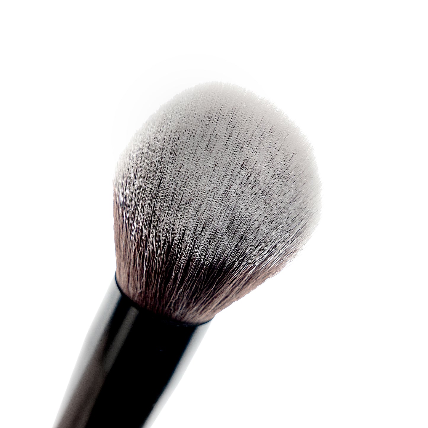 52 56 491 Brushworks No. 10 Bronzer Brush OOP (1).jpg
