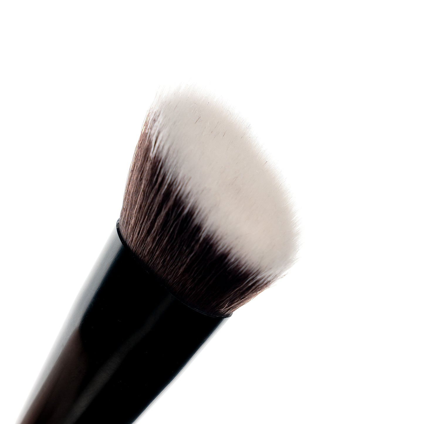 52 56 492 Brushworks No. 9 Angled Flat Top Foundation Buffing Brush OOP (1).jpg
