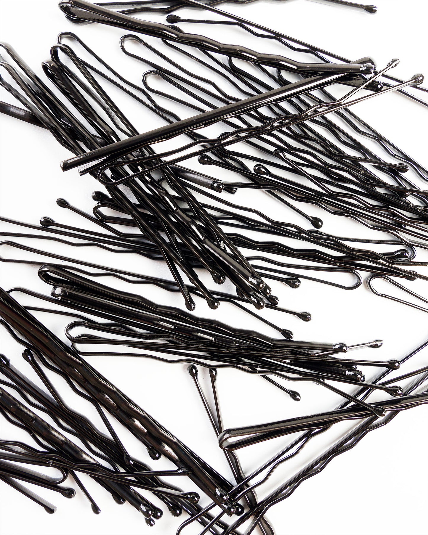 52 56 494 Brushworks Black Bobby Pins OOP (3).jpg