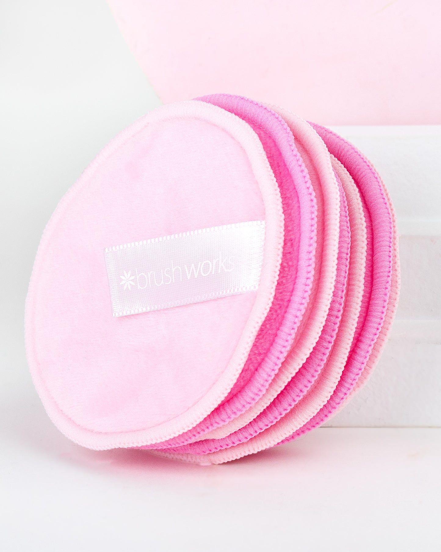 52 56 500 Brushworks Reusable Microfibre Cleansing Pads OOP (3).jpg