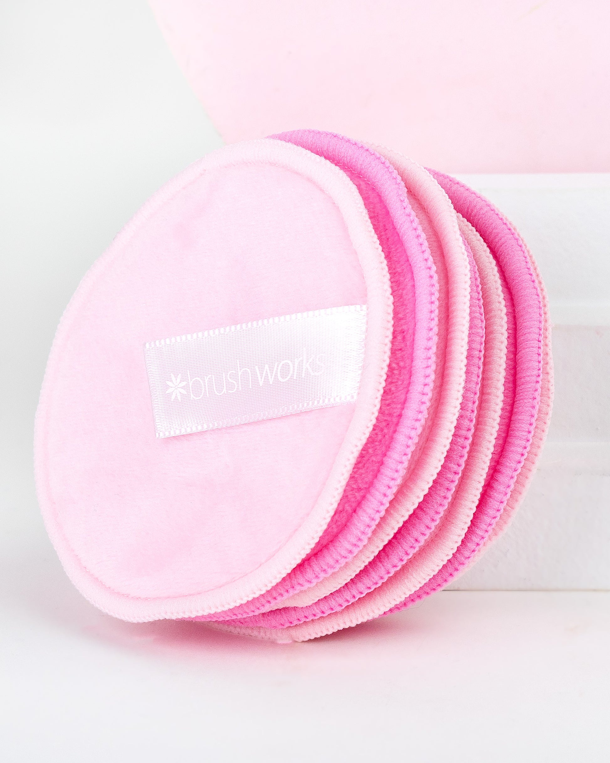 52 56 500 Brushworks Reusable Microfibre Cleansing Pads OOP (3).jpg