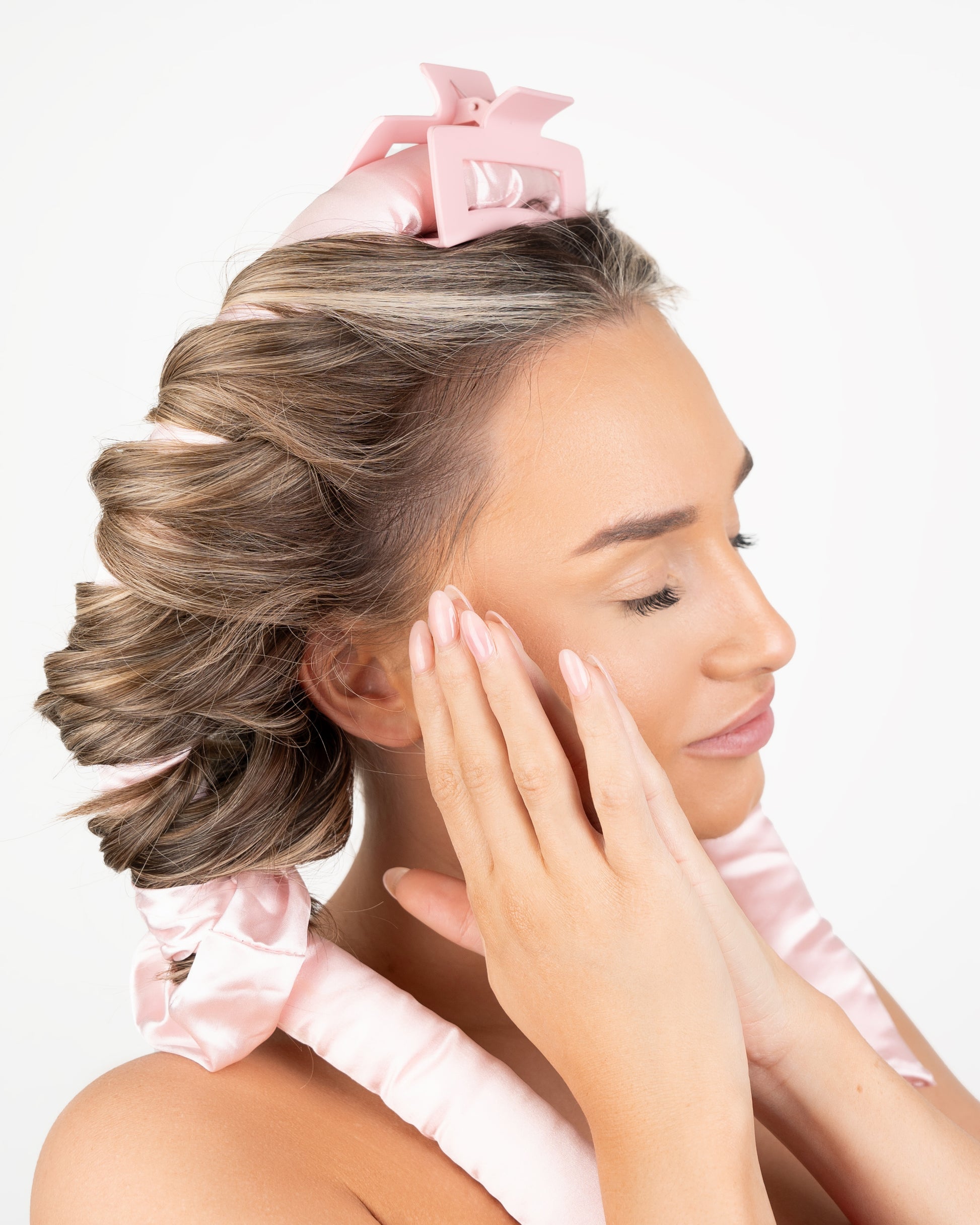 52 56 502 Brushworks Heatless Curler MS.jpg
