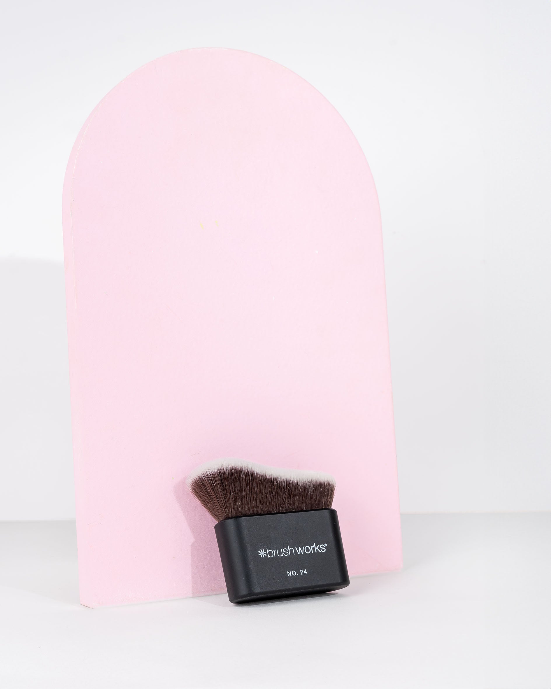 52 56 525 Brushworks No. 24 Blending Face & Body Brush OOP (2).jpg