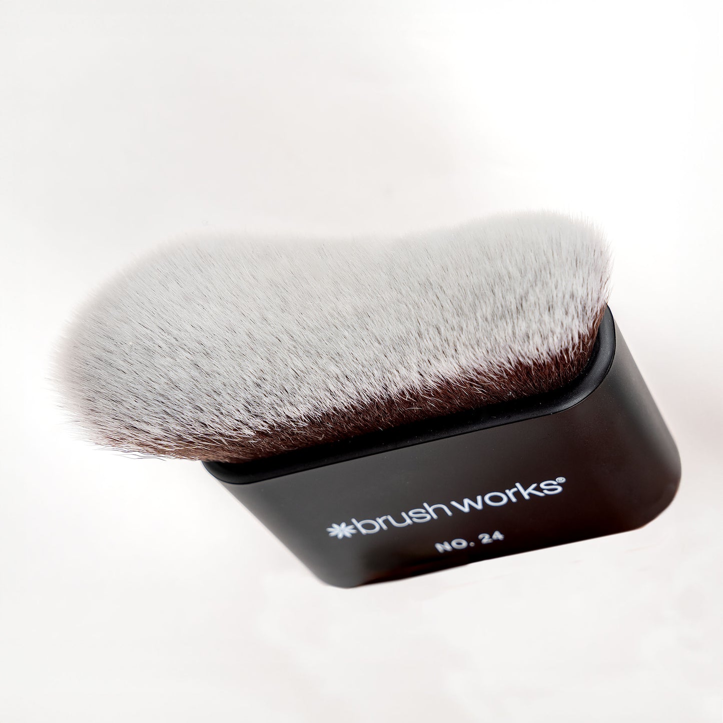 52 56 525 Brushworks No. 24 Blending Face & Body Brush OOP (3).jpg