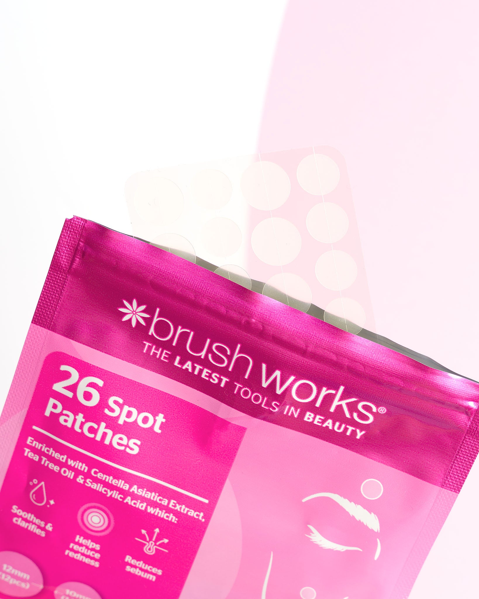 52 56 531 Brushworks Breakout Barrier Hydrocolloid Spot Patches OOP (5).jpg