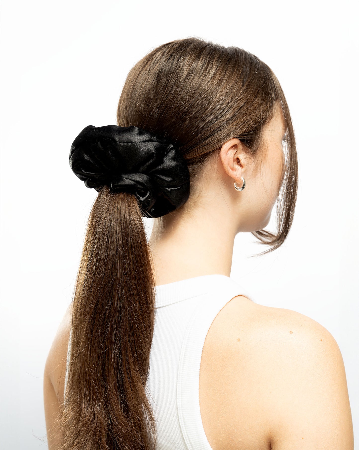 52 56 533 Brushworks Large Classic Cloud Scrunchies - 3 Pack MS (2).jpg