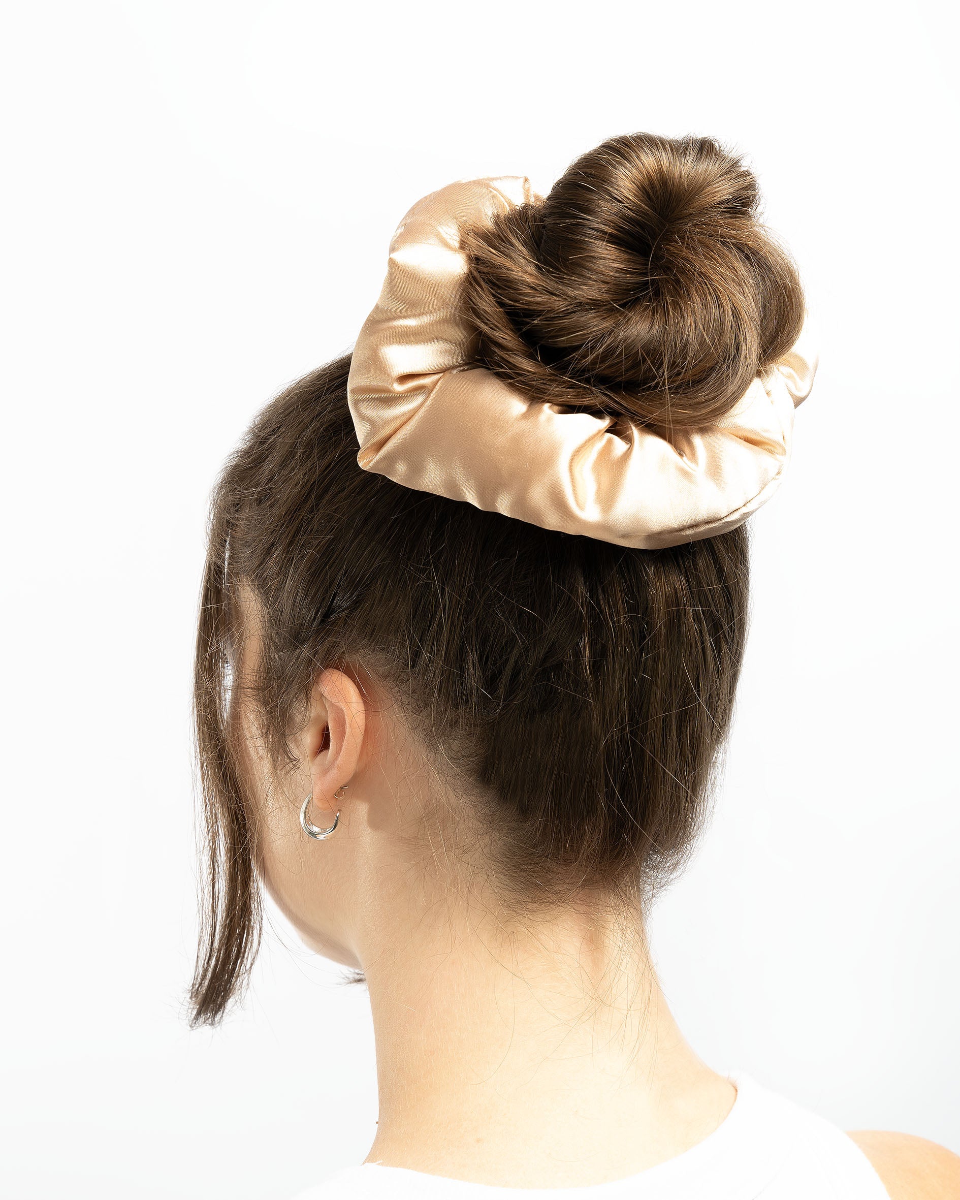 52 56 533 Brushworks Large Classic Cloud Scrunchies - 3 Pack MS (3).jpg