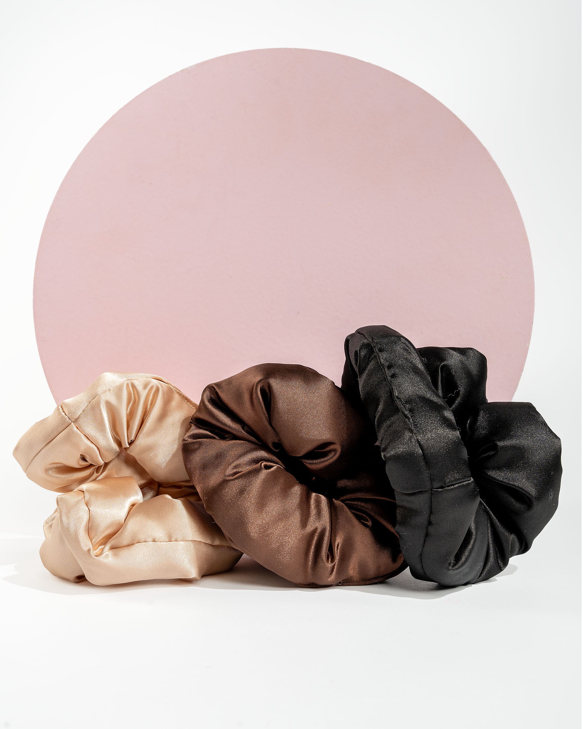 52 56 533 Brushworks Large Classic Cloud Scrunchies - 3 Pack OOP(3).jpg