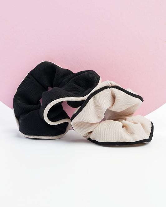 52 56 552 Brushworks Black & White Contrast Scrunchies OOP (3).jpg