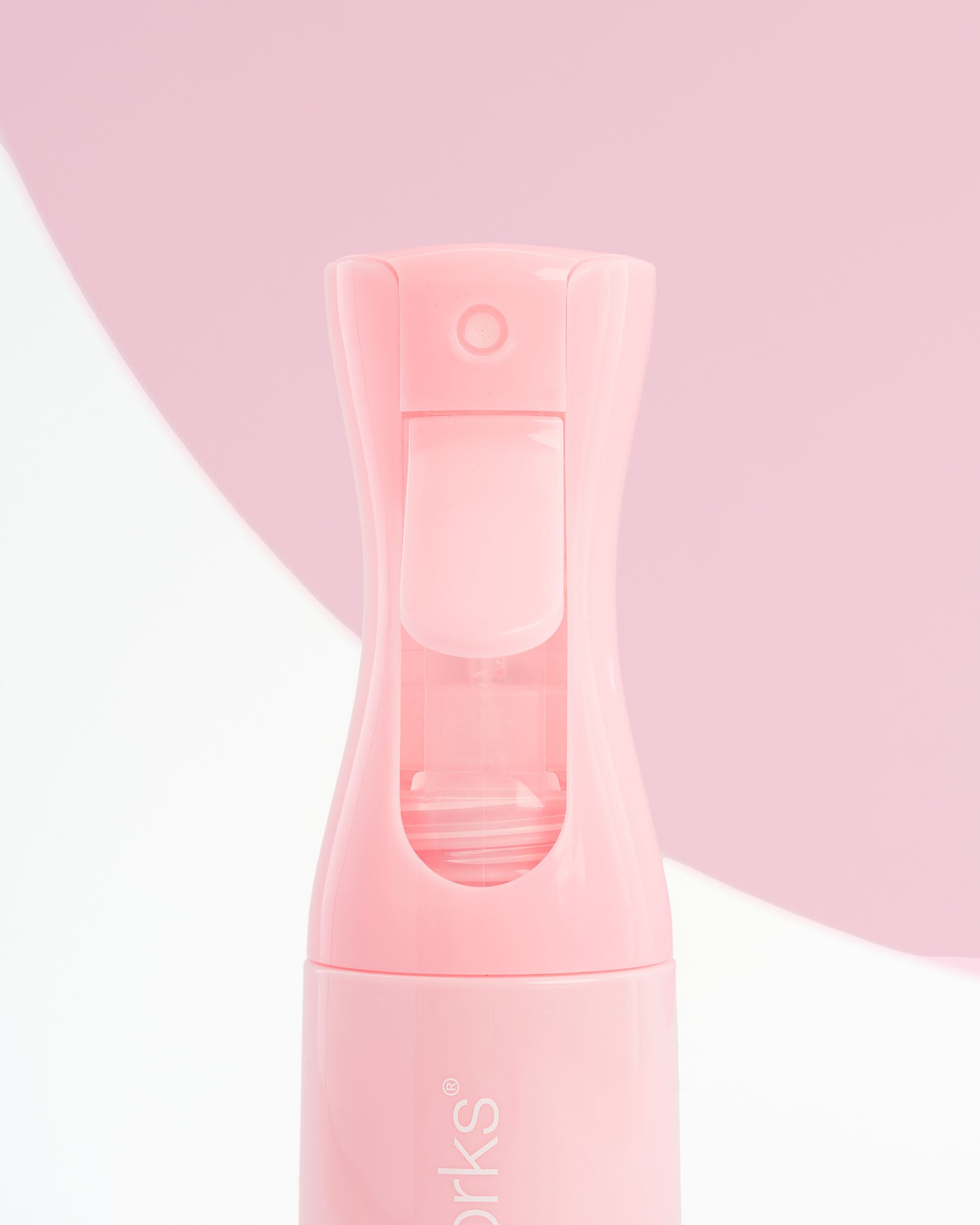 52 56 554 Brushworks Continuous Mist Spray Bottle - Pink OOP (3).jpg