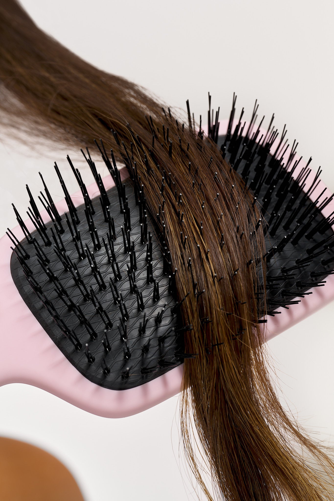 52 56 566 Brushworks Smoothing Paddle Hair Brush MS (1).jpg
