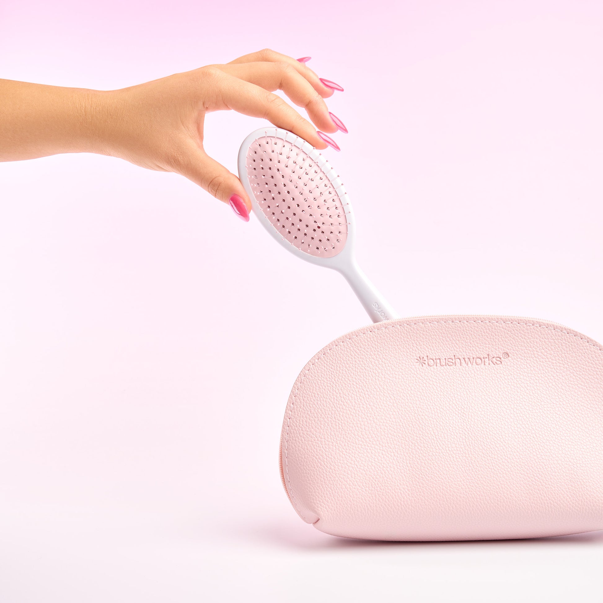 52 56 568 Brushworks Travel Detangling Hair Brush OOP (2).jpg