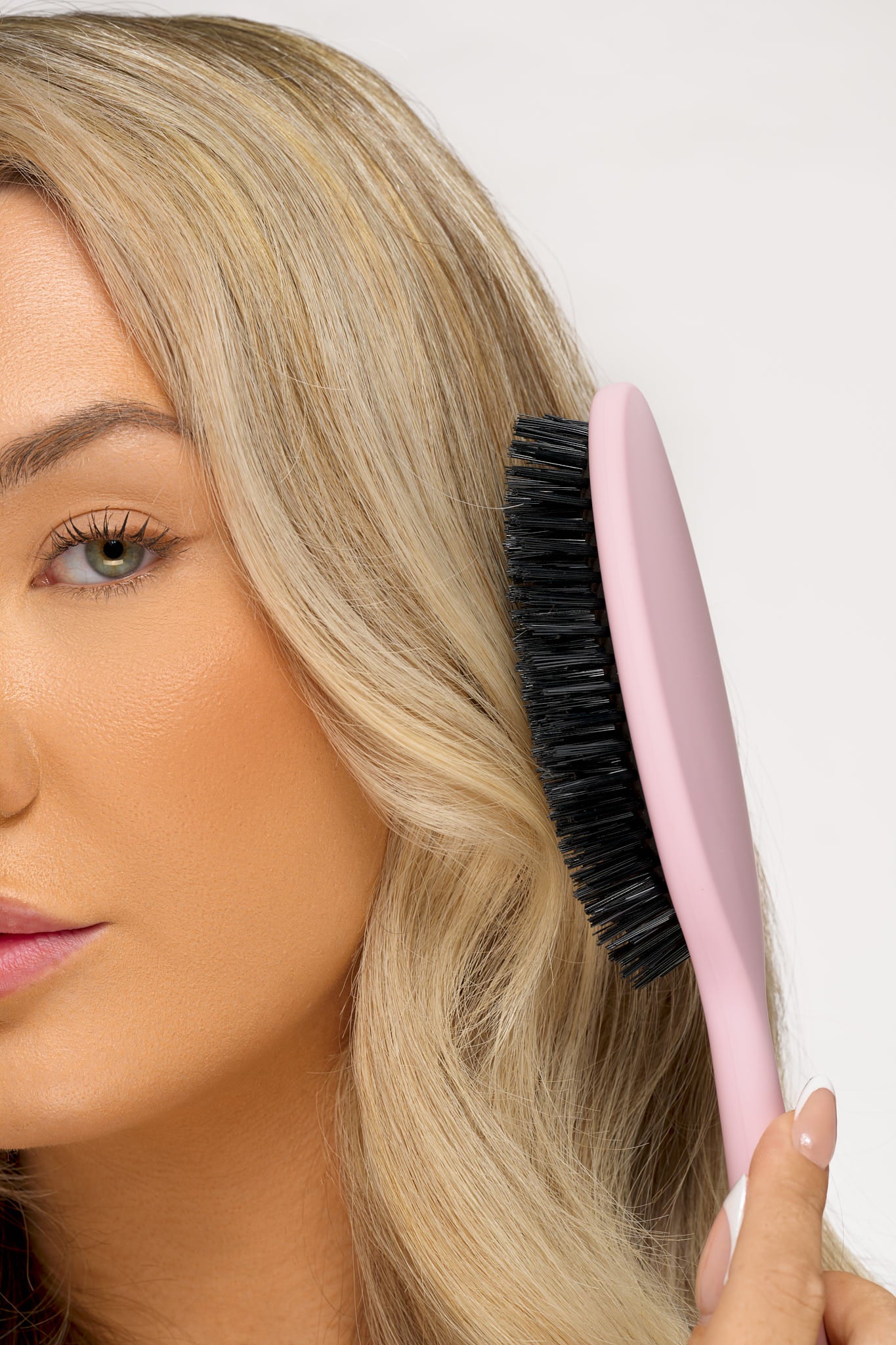52 56 571 Brushworks Smooth & Shine Hair Brush MS (1).jpg