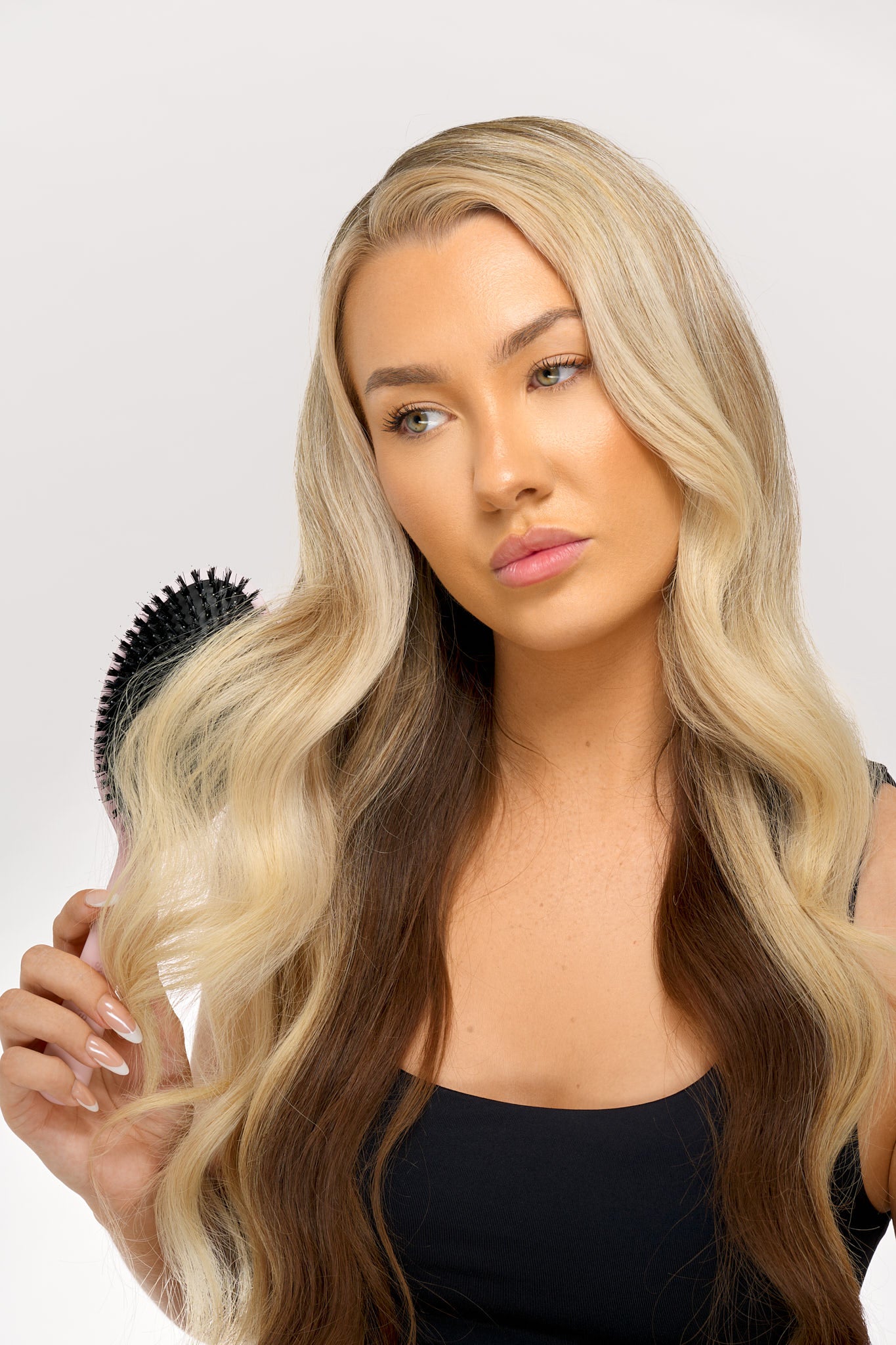 52 56 572 Brushworks Smoothing Mixed Bristle Brush MS.jpg