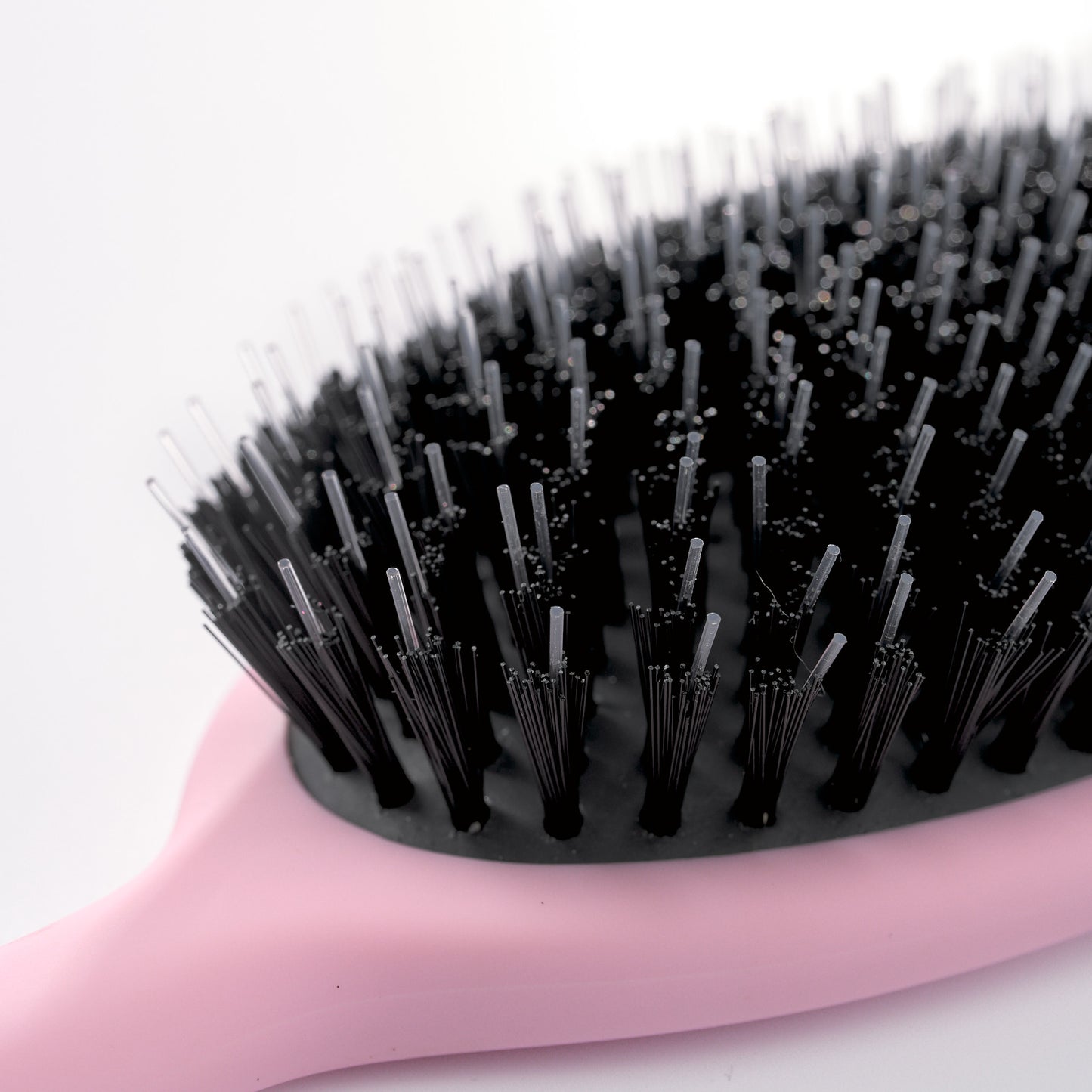 52 56 572 Brushworks Smoothing Mixed Bristle Brush OOP (1).jpg