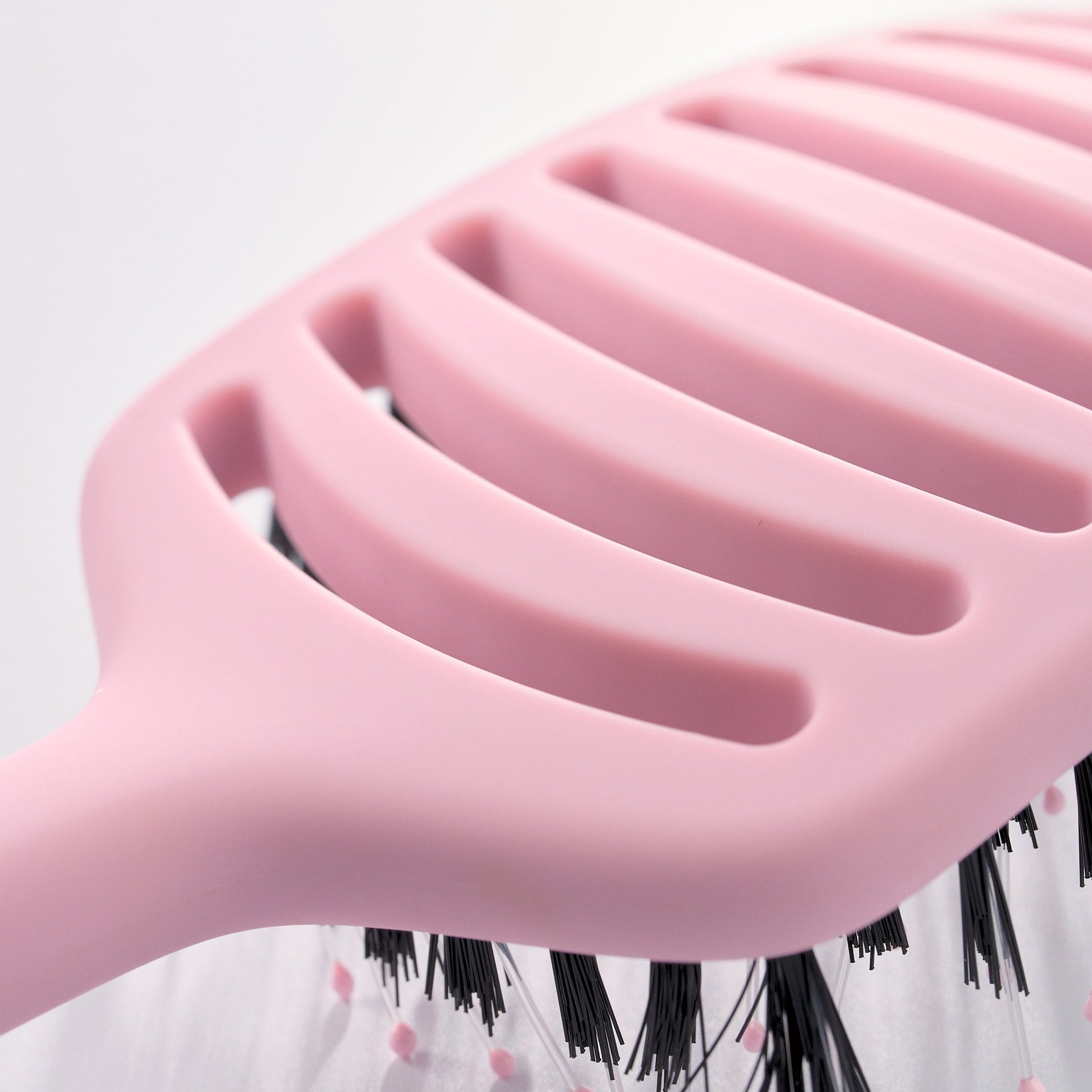 52 56 573 Brushworks Vented Bristle Hair Brush OOP (2).jpg