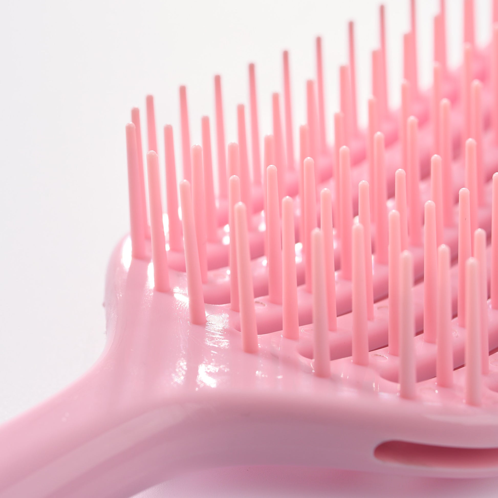 52 56 578 Brushworks Curly Hair Detangling Brush OOP (2).jpg