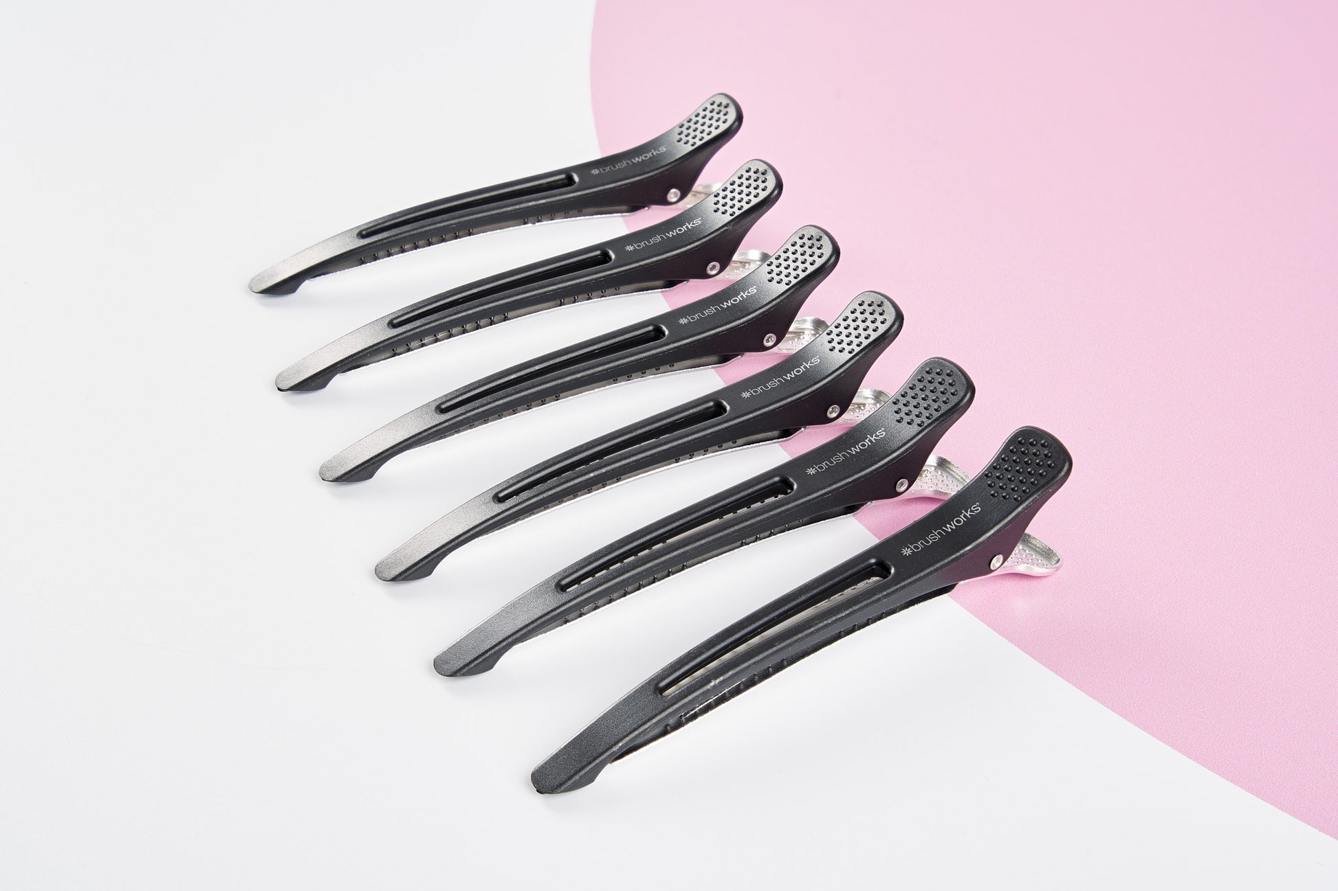 52 56 580 Brushworks No Crease Sectioning Hair Clips OOP (4).jpg