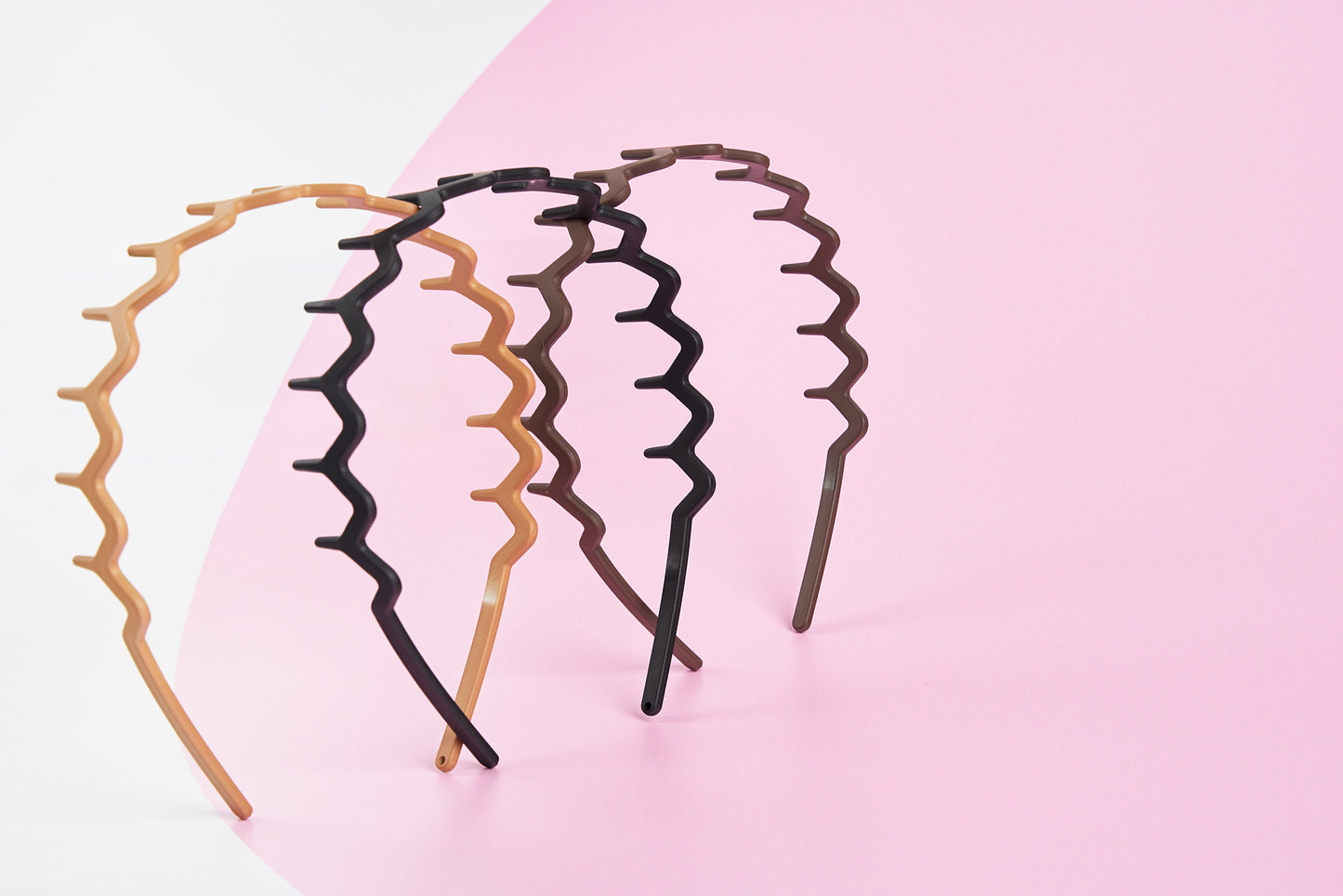52 56 593 Brushworks Neutral Zig Zag Headbands OOP (1).jpg